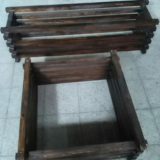 تصویر میز چوبی تاشو